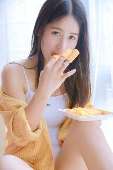 美女扒开腿男人爽桶